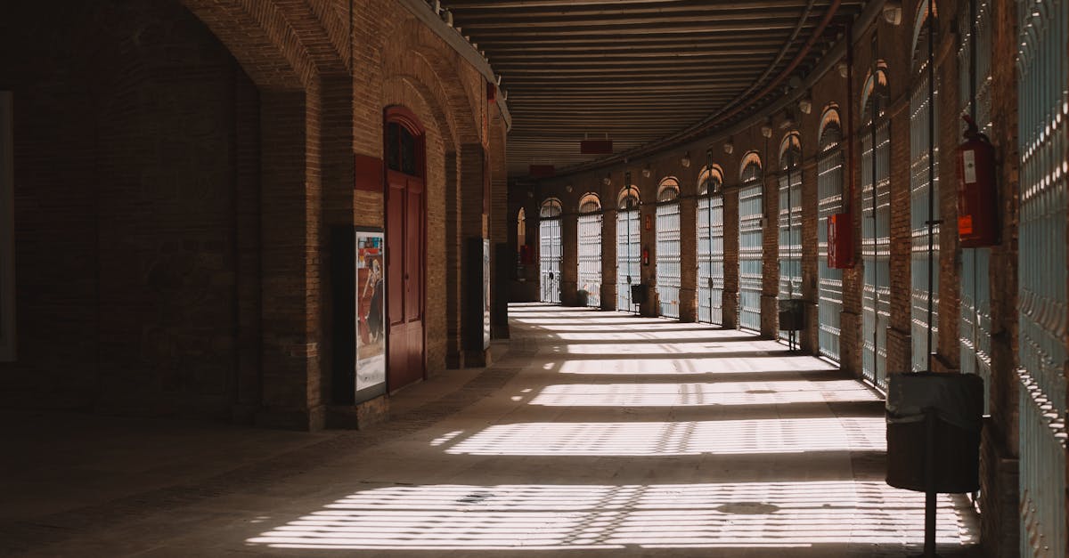 What is the rate for a plumber in Victoria?